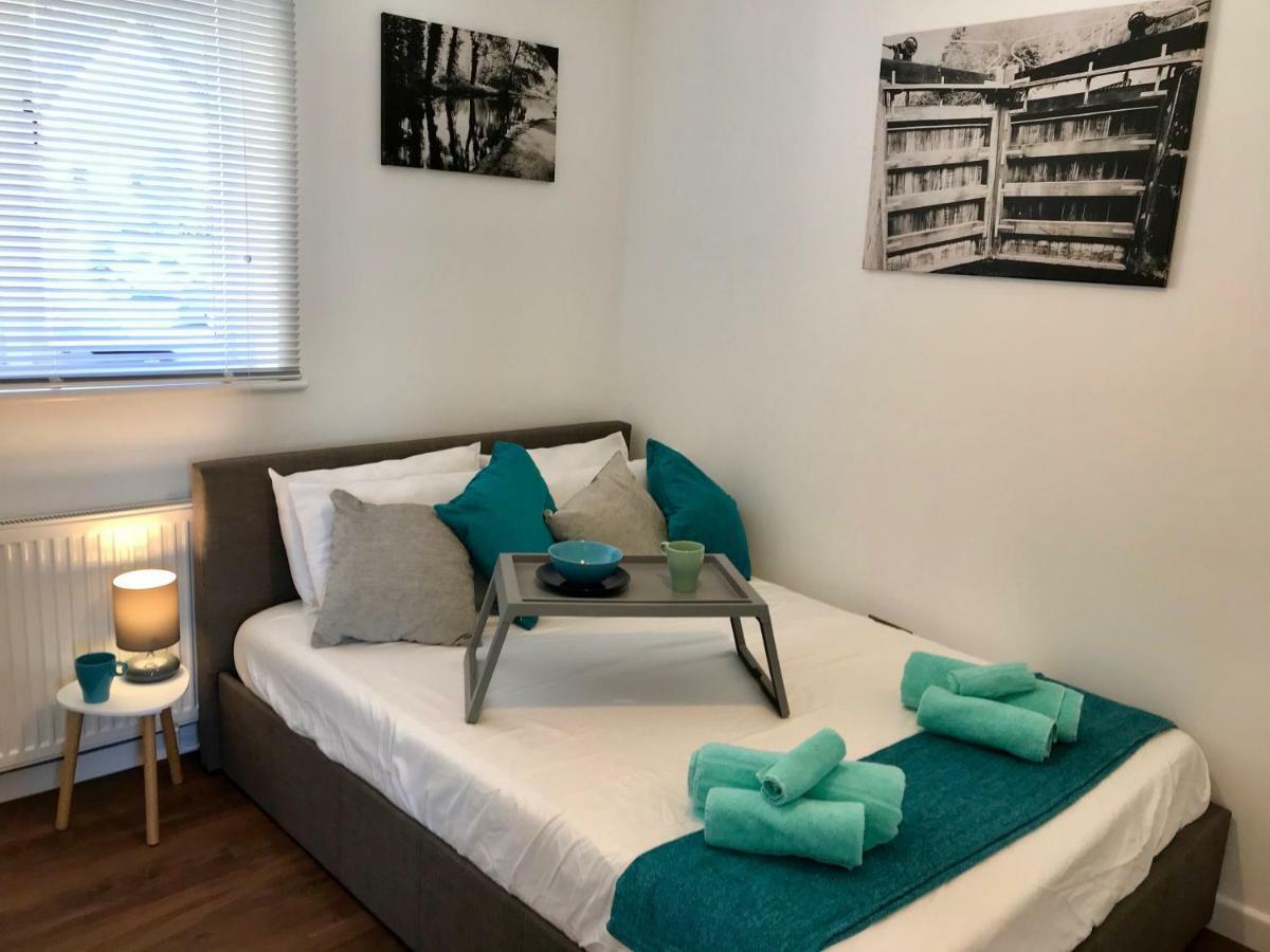 Upper Highview - Self Catering Apartment, Fpventures Stroud Stroud  Εξωτερικό φωτογραφία